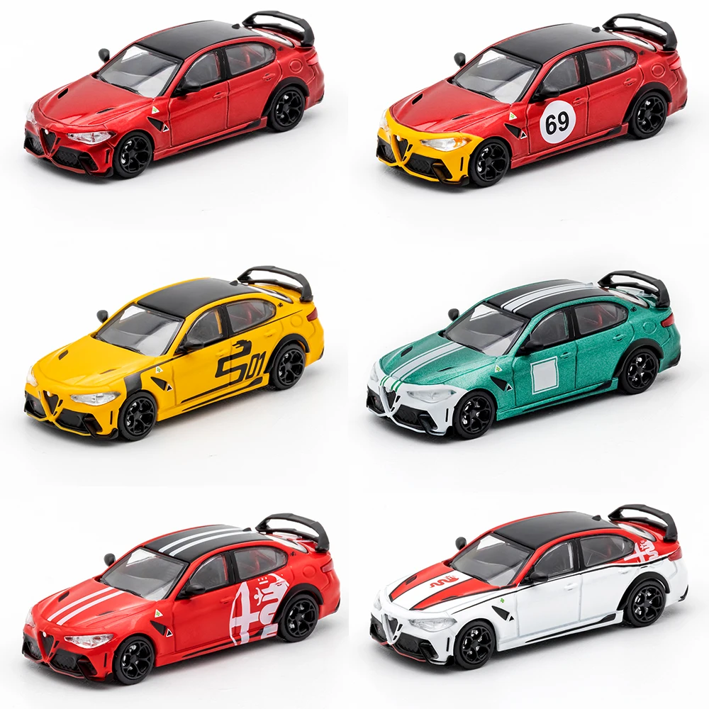 Model Kit Alfa Romeo - DCT 1/64 アルファロメオ ジュリア GTAm モデル