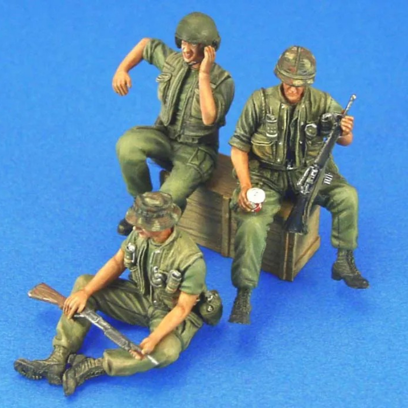 Model Kit History - 1/35 スケール ダイキャスト樹脂ボディ組み立てモデルキット 米軍 AFV 乗組員