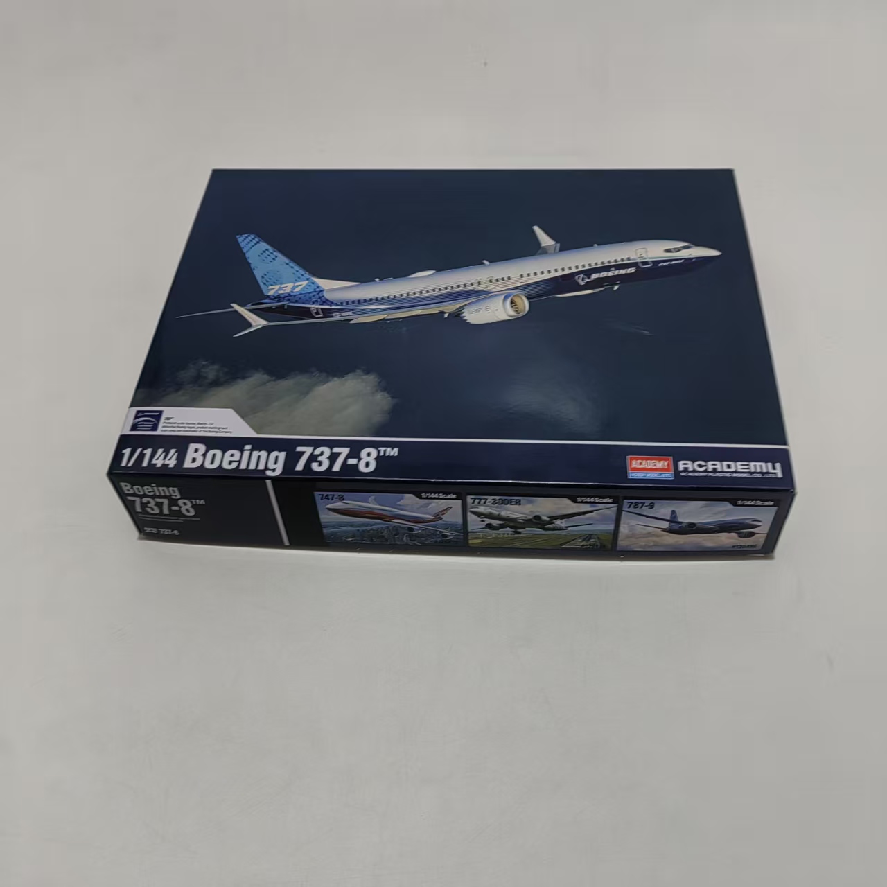 Model Kit Academy - AC12646 ACADEMY 1/144 ボーイング737-8 MAX 航空機モデルキット
