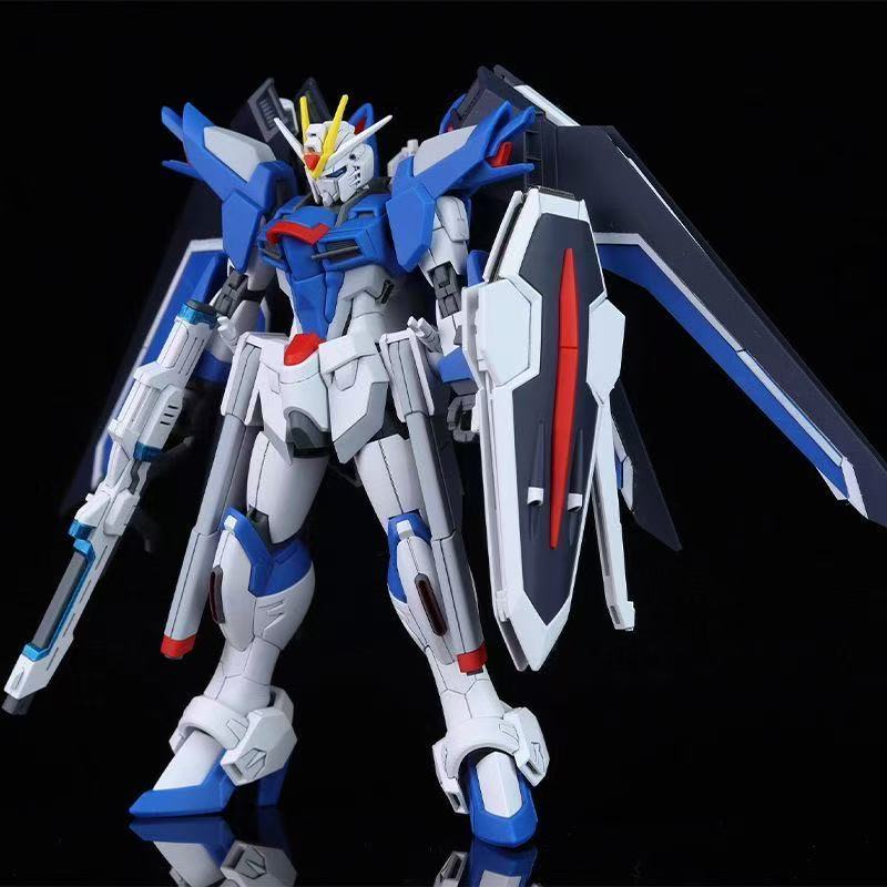 Model Kit Mecha - HG STTS-909 ライジング・フリーダムガンダム モデルキット、シードフリーダム ホワイトブルー メカフィギュア