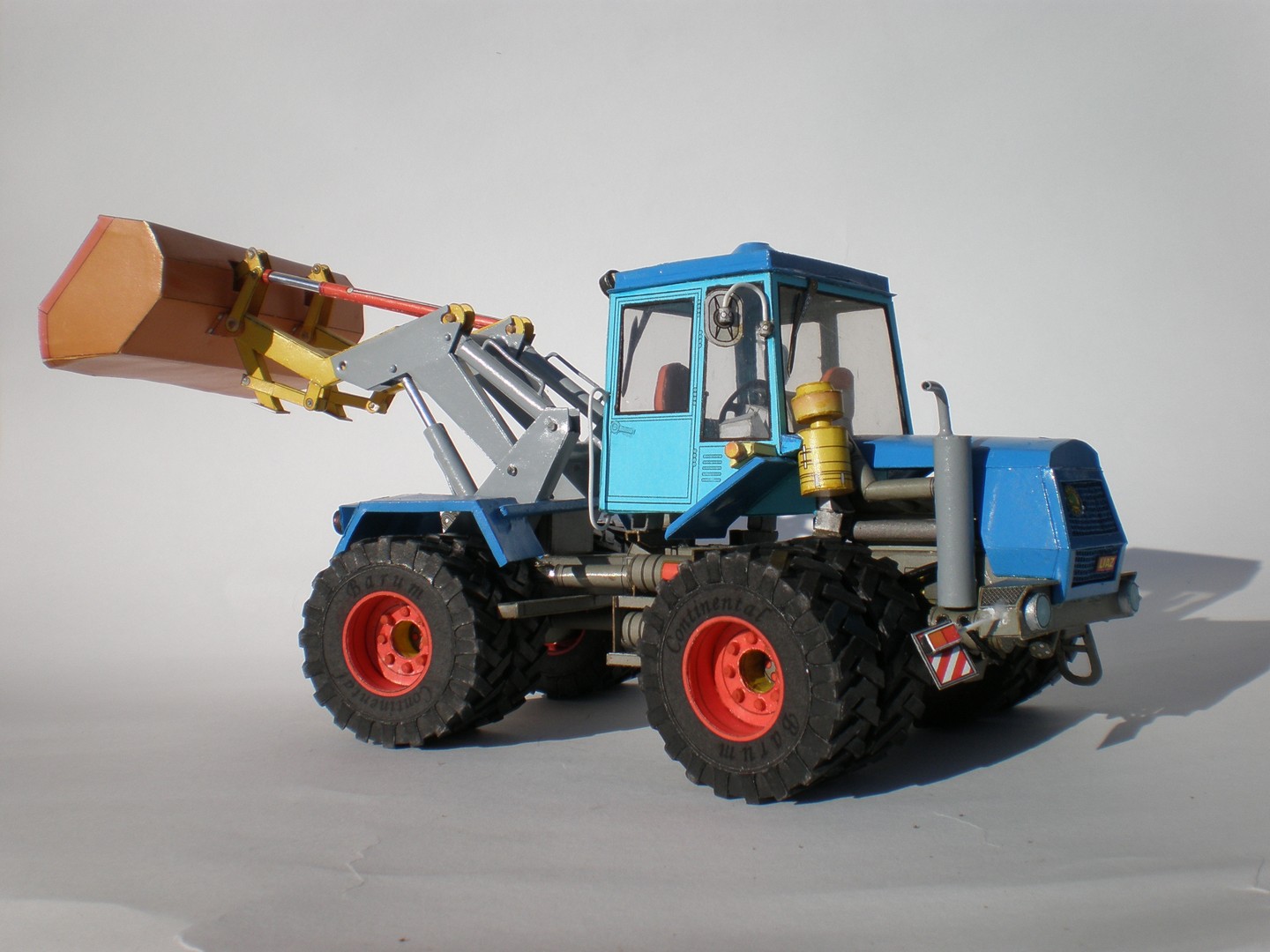 1:32 スケール ST-180 チェコ製関節式トラクタート - Model Kit History のレビューと価格