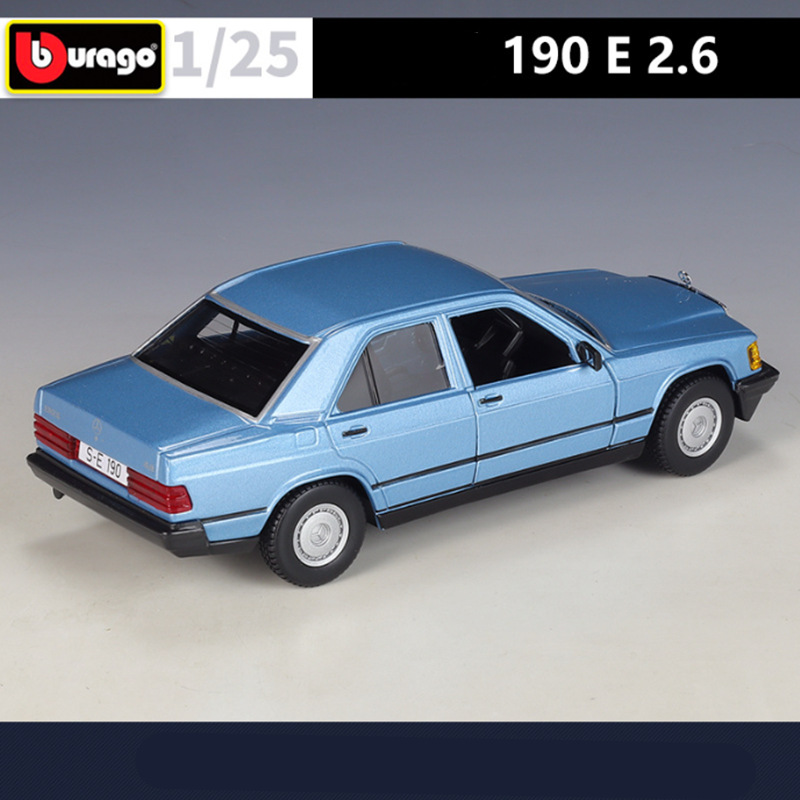 ブラーゴ-合金クラシックカーモデル、1:24、メルセデス-ベ - Model Kit Alfa Romeo のレビューと価格